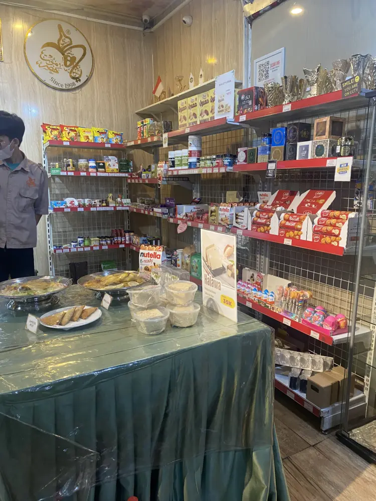 Hadramout Arabic Restaurant 8