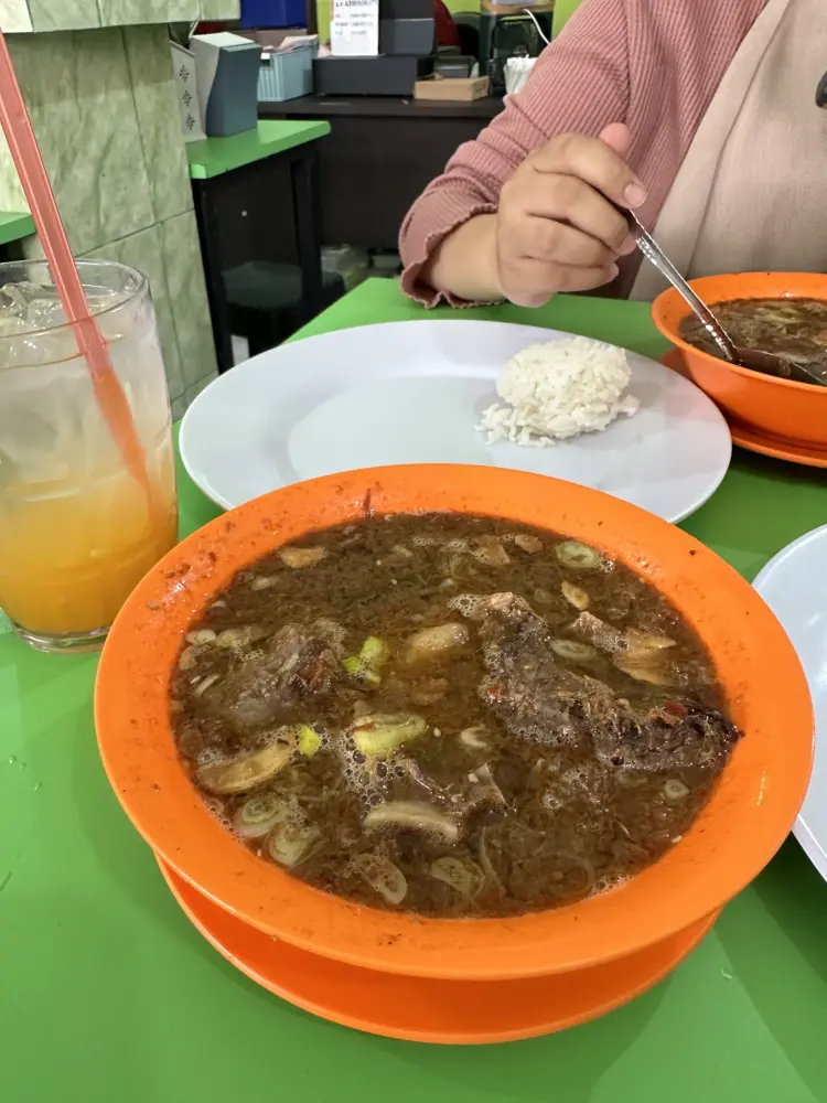 Jhony Konro (Sop Konro BCA) 1