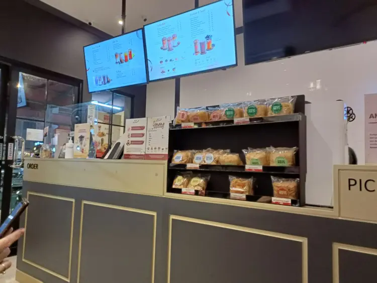 Kopi Kenangan - Ruko Gading Serpong 7