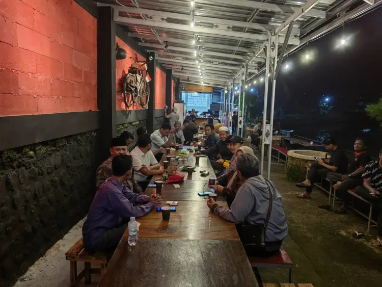 KPK Kopi Pinggir Kali 3