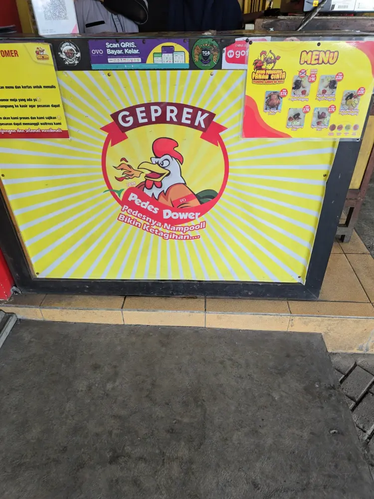 Ayam Geprek Pedes Dower 4