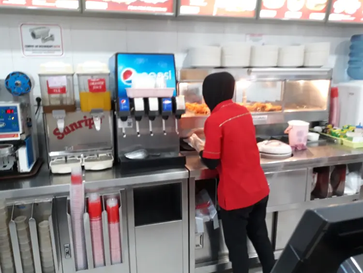 Brooaster Chicken Restaurant 9