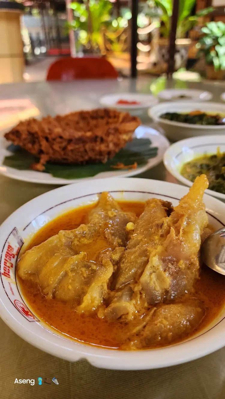 Rumah Makan Garuda 10