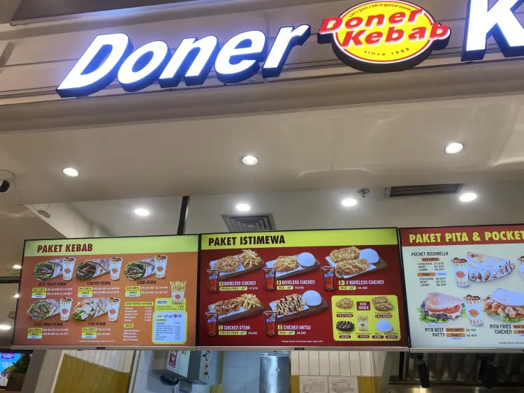 Doner Kebab - ÆON Mall Deltamas 3