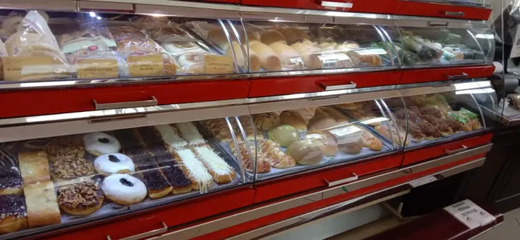 HOLLAND BAKERY NATAR 1