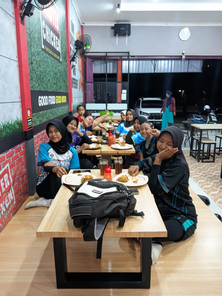 MASTER CHICKEN NGRONGGOT 6