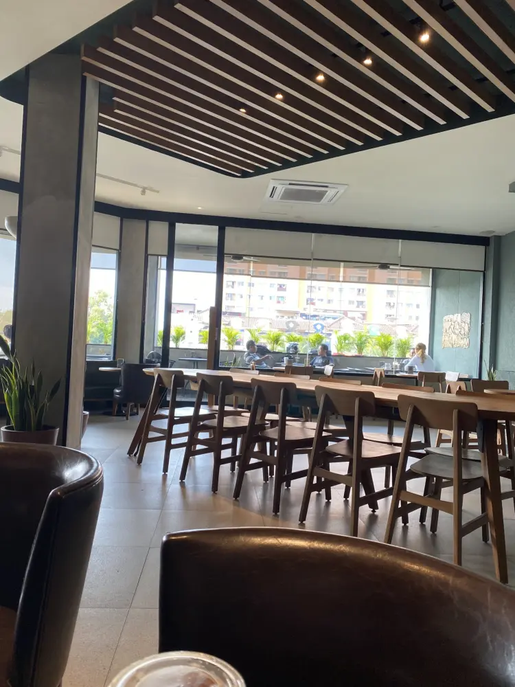 Starbucks Coffee Ruko Taman Palem 4