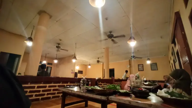 Waroeng Spesial Sambal "SS" Jatinangor 9