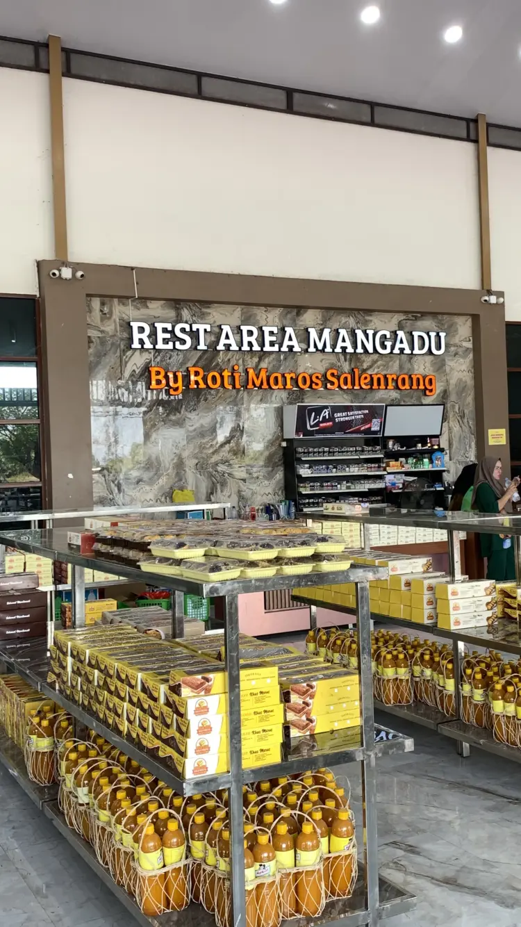 REST AREA MANGADU By Roti Maros Salenrang 4