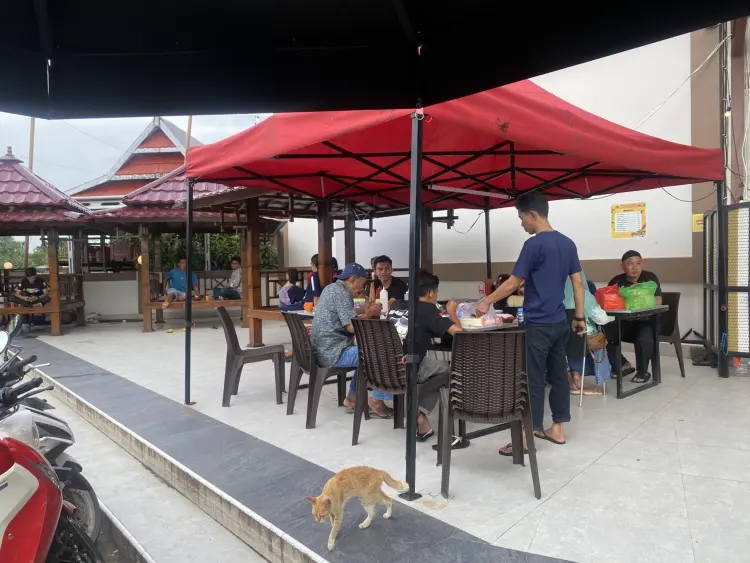 REST AREA MANGADU By Roti Maros Salenrang 6