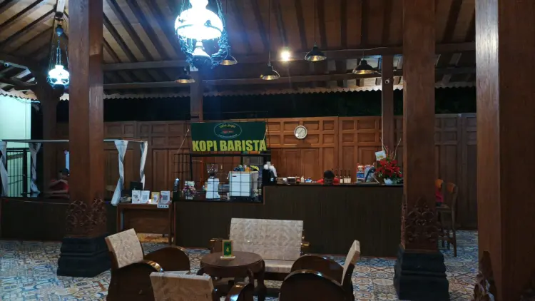 Soko Joglo Warung Kopi lan Prasmanan 5