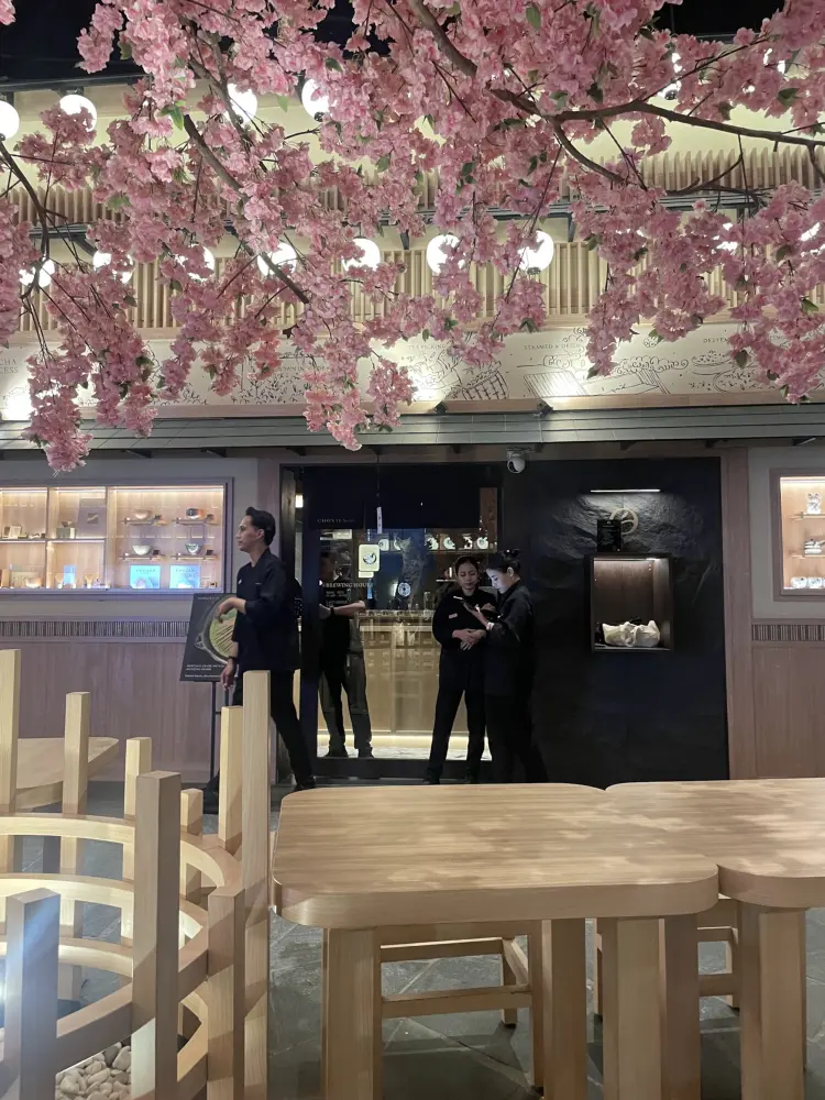 Chontea & Co Jakarta Plaza Senayan 2