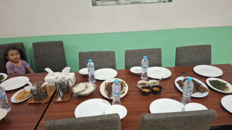 RM. Anging Mammiri Seafood Cab.Gowa 3