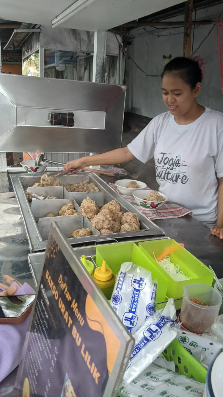 Bakso Urat Bu Lilik 2