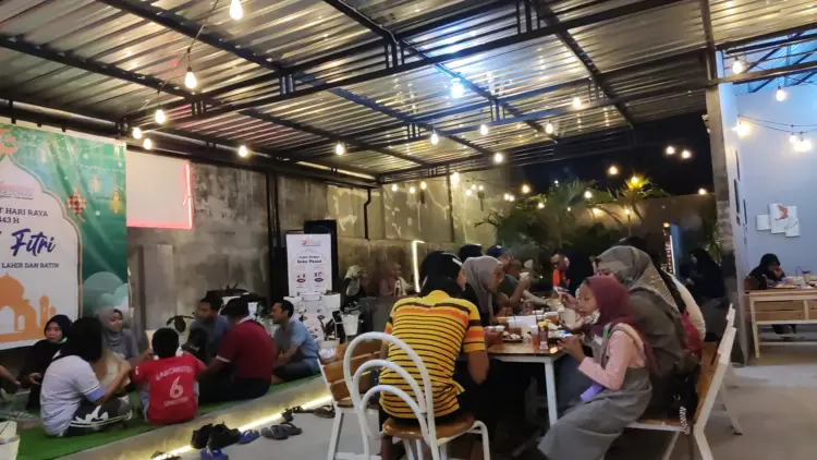 Waroeng Seduhan Kertosono 9