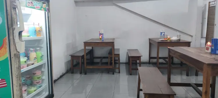 Waroeng Yanto Jakal 10