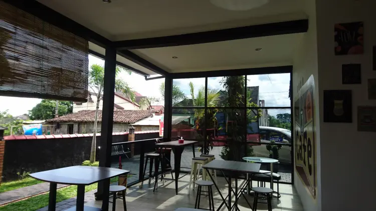 Tyo's Coffee Kopi dan Makan 10