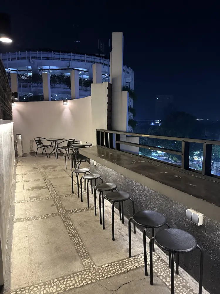 Cavenus Tangcity Cafe Rooftop 3