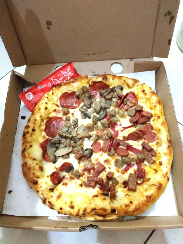 Pizza Hut Restoran 4