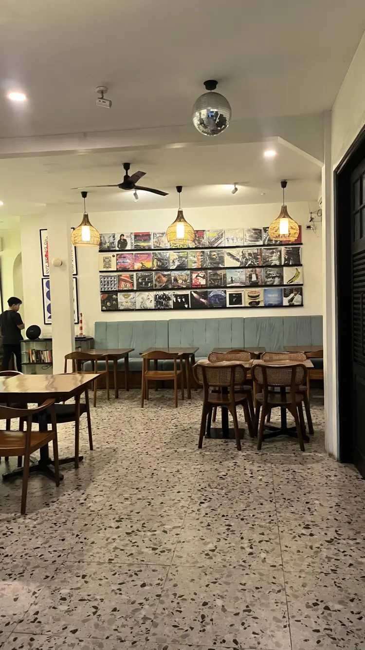 Maison Brasserie Karawaci 2