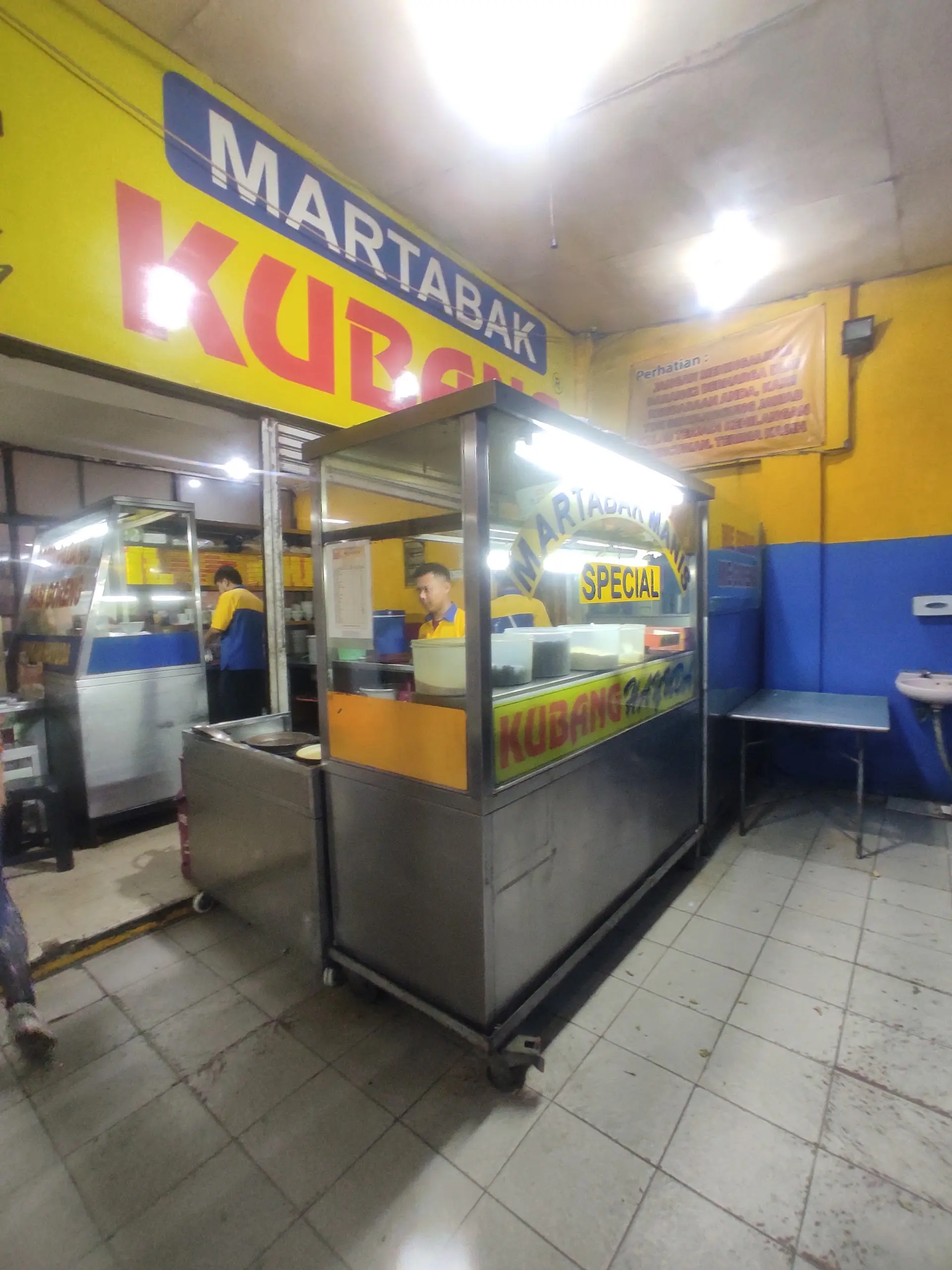 Habis 110 ribu buat makan gini doang, resto Padang legendaris Jakarta ini beneran mantap atau cuma jual nama? 5