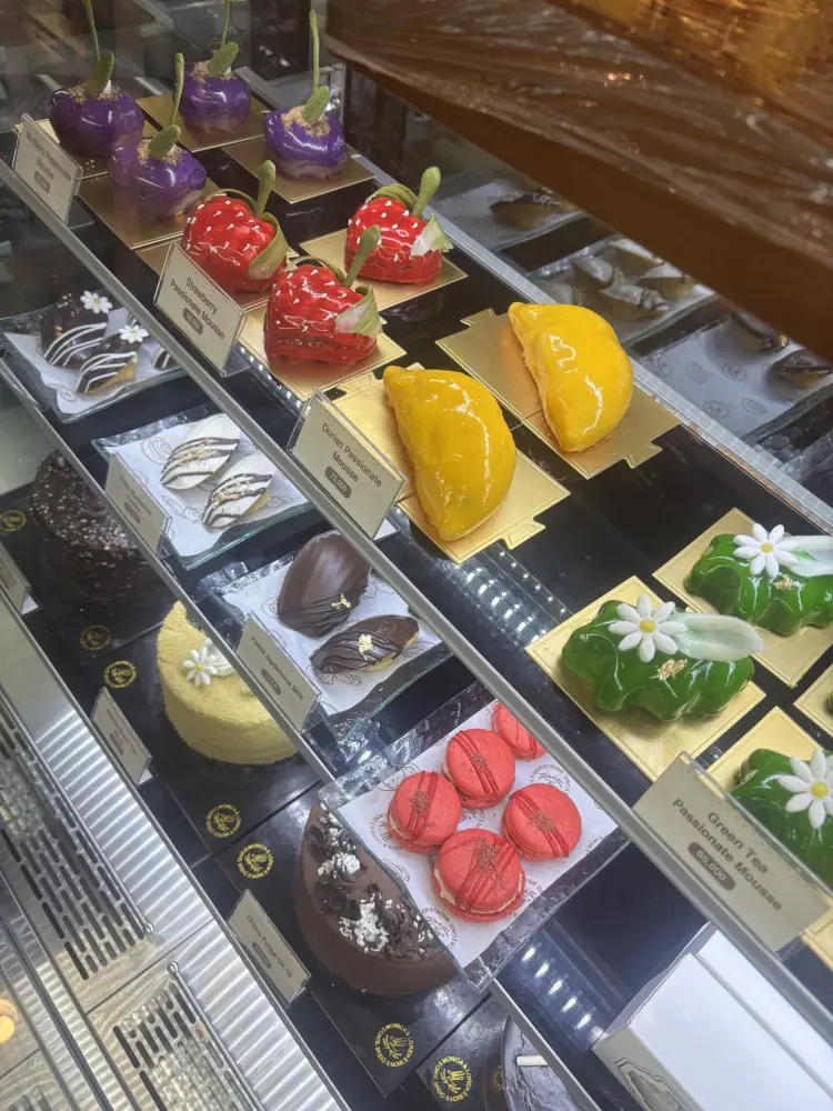 Monica & Loren Bakery 8