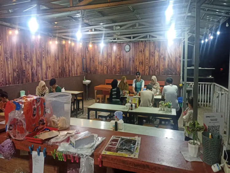 AYAM GORENG APOLLO SAMBAL DADAKAN 3