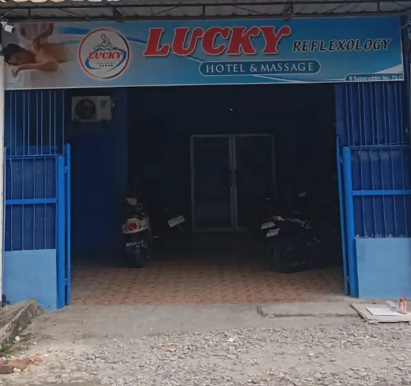 Lucky Reflexology Hotel & Massage 1