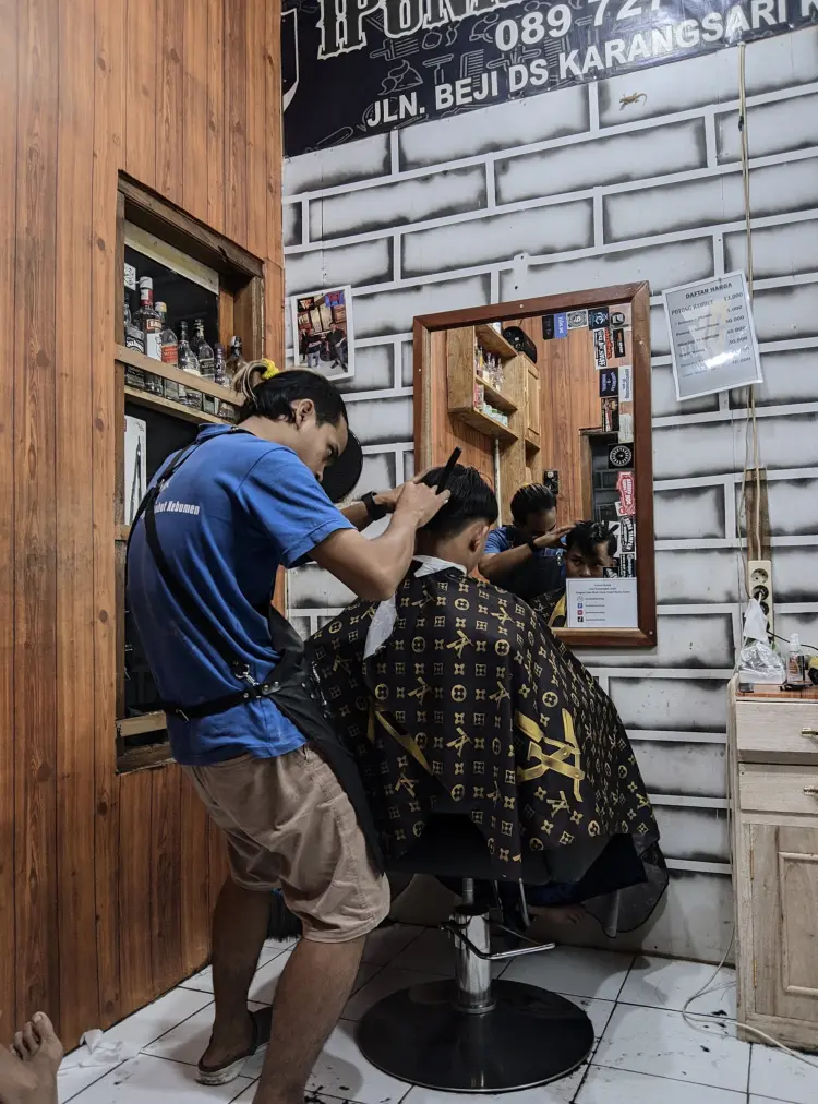 Ipunk Barbershop 1