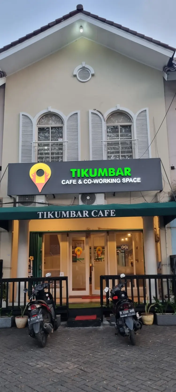 Tikumbar Cafe 1
