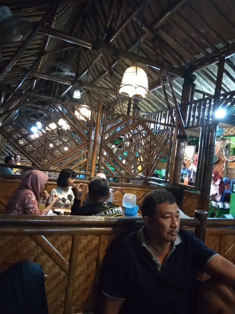 Warung Ndeso Sarwo Eco 4