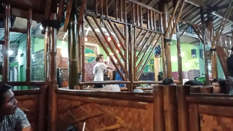 Warung Ndeso Sarwo Eco 9