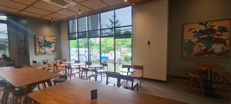 Starbucks Pettarani Drive Thru 9