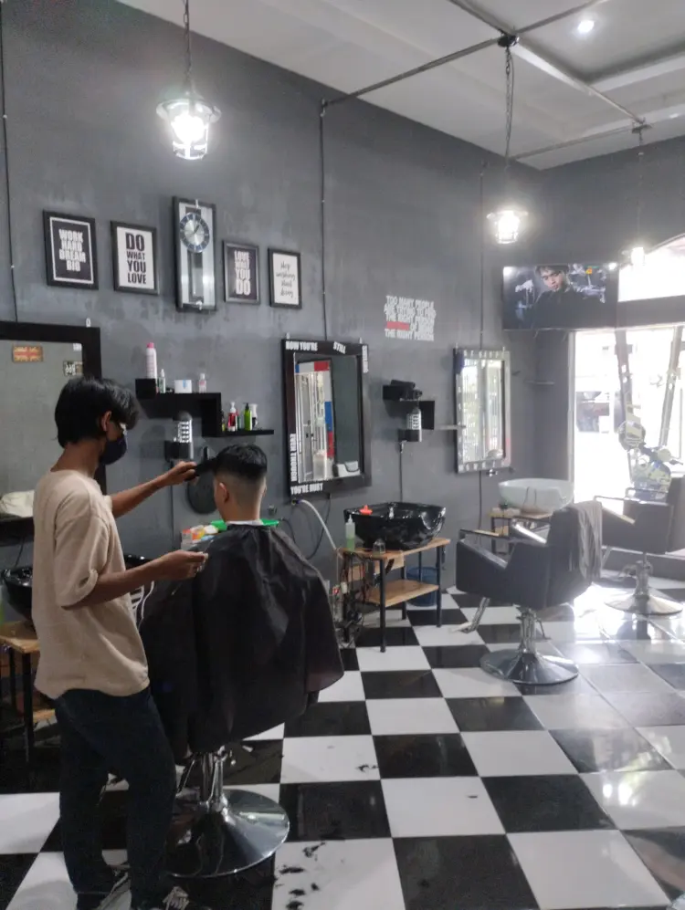 Dicky Barbershop 1