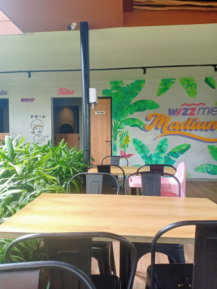 WIZZMIE Madiun 9