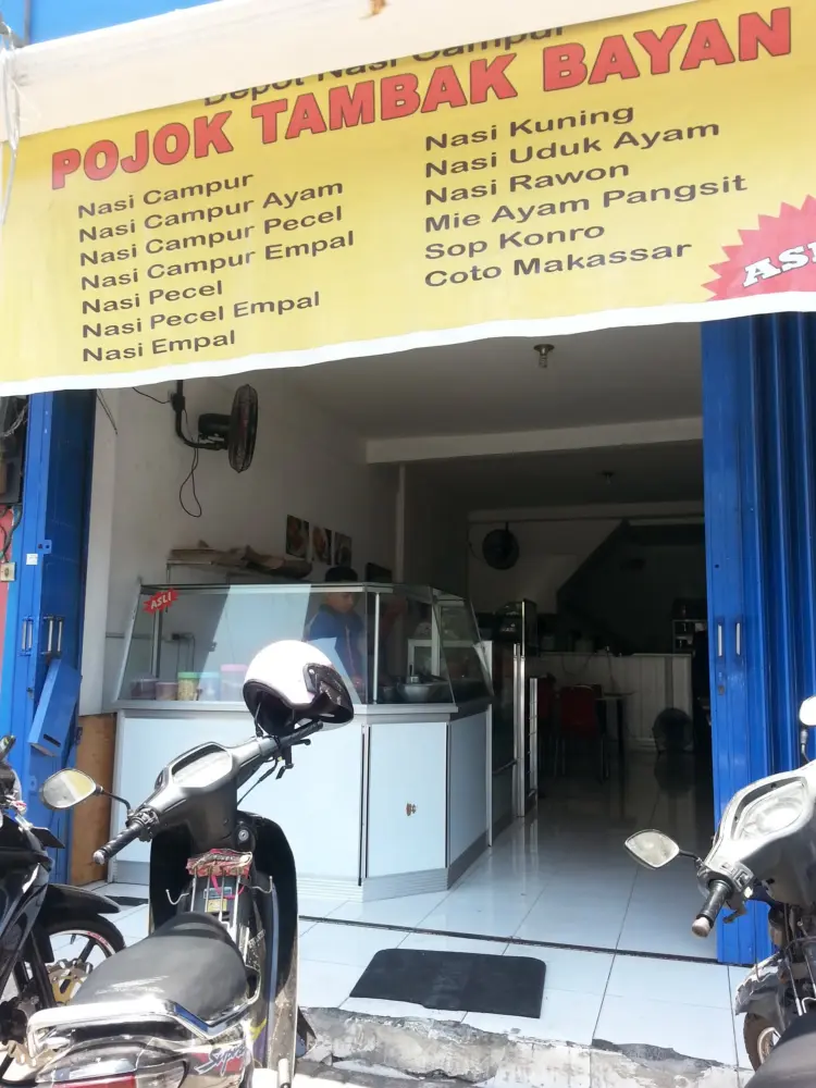 Depot Nasi Campur "Pojok Tambak Bayan" 1