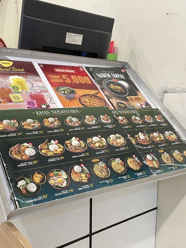 Penyetan Cok ROYAL PLAZA 4