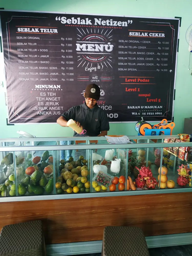 Kedai JUS & SEBLAK Netizen Demak 6