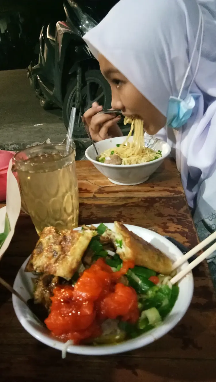 Kedai JUS & SEBLAK Netizen Demak 3