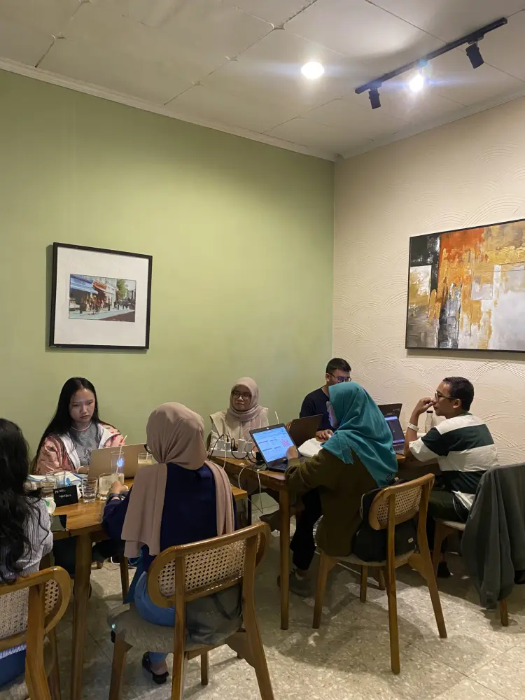 Maplewood Coffee & Eatery 7