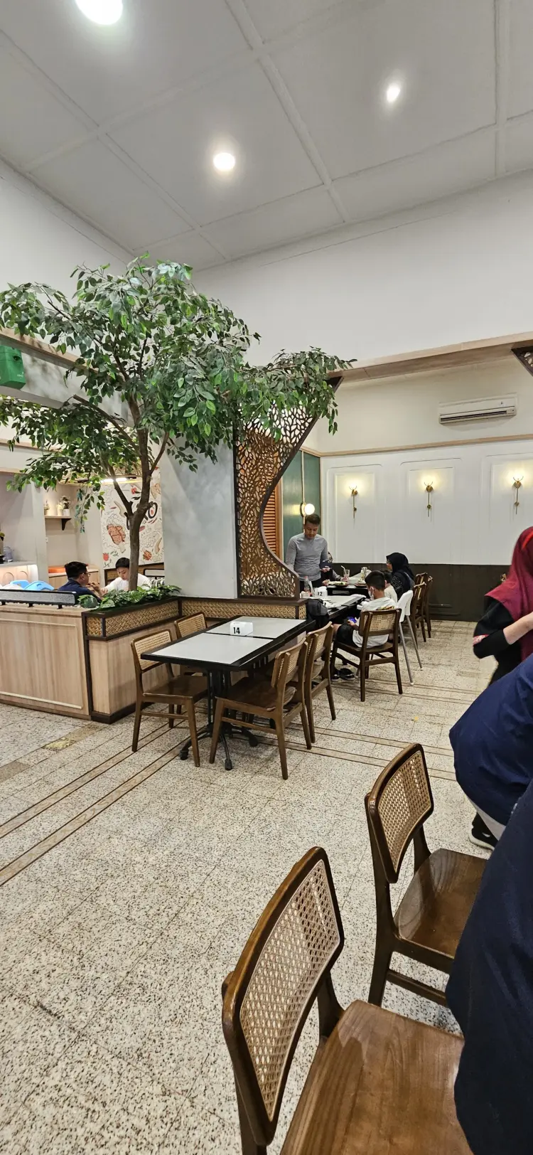 Leko Malang Spesialis Iga Sapi Penyet 7