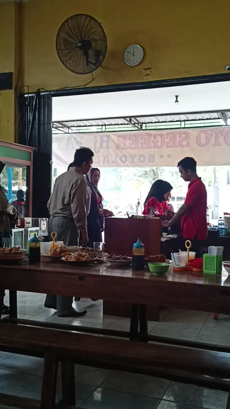 Hj.Fatimah Soto Restaurant 7