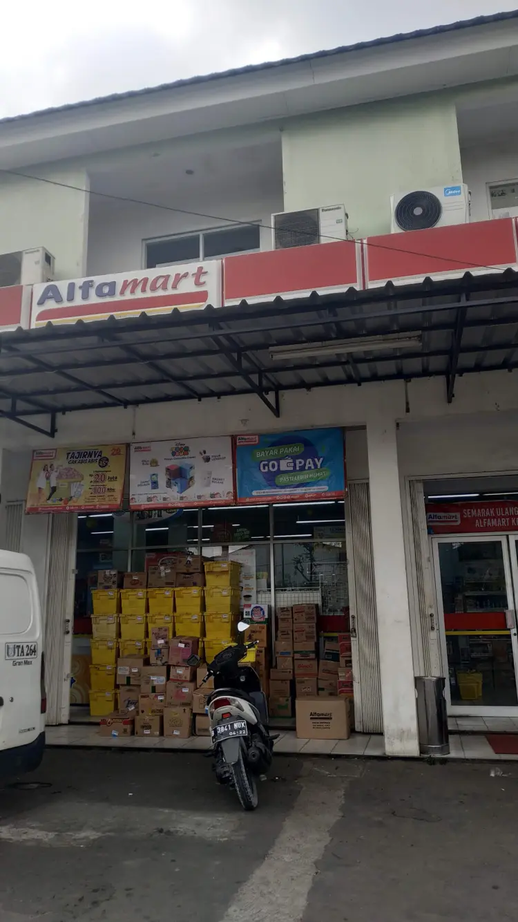 Alfamart 1