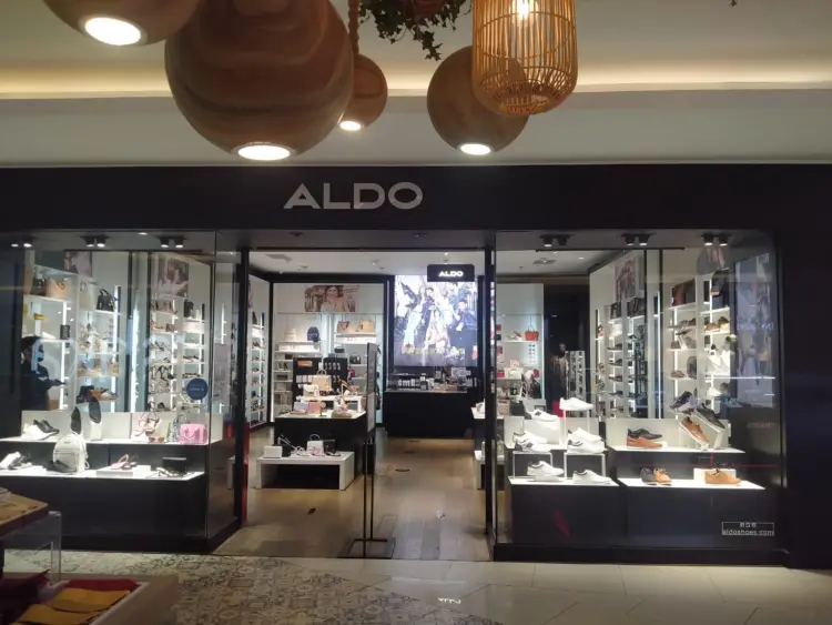 23 Paskal Shopping Center 1