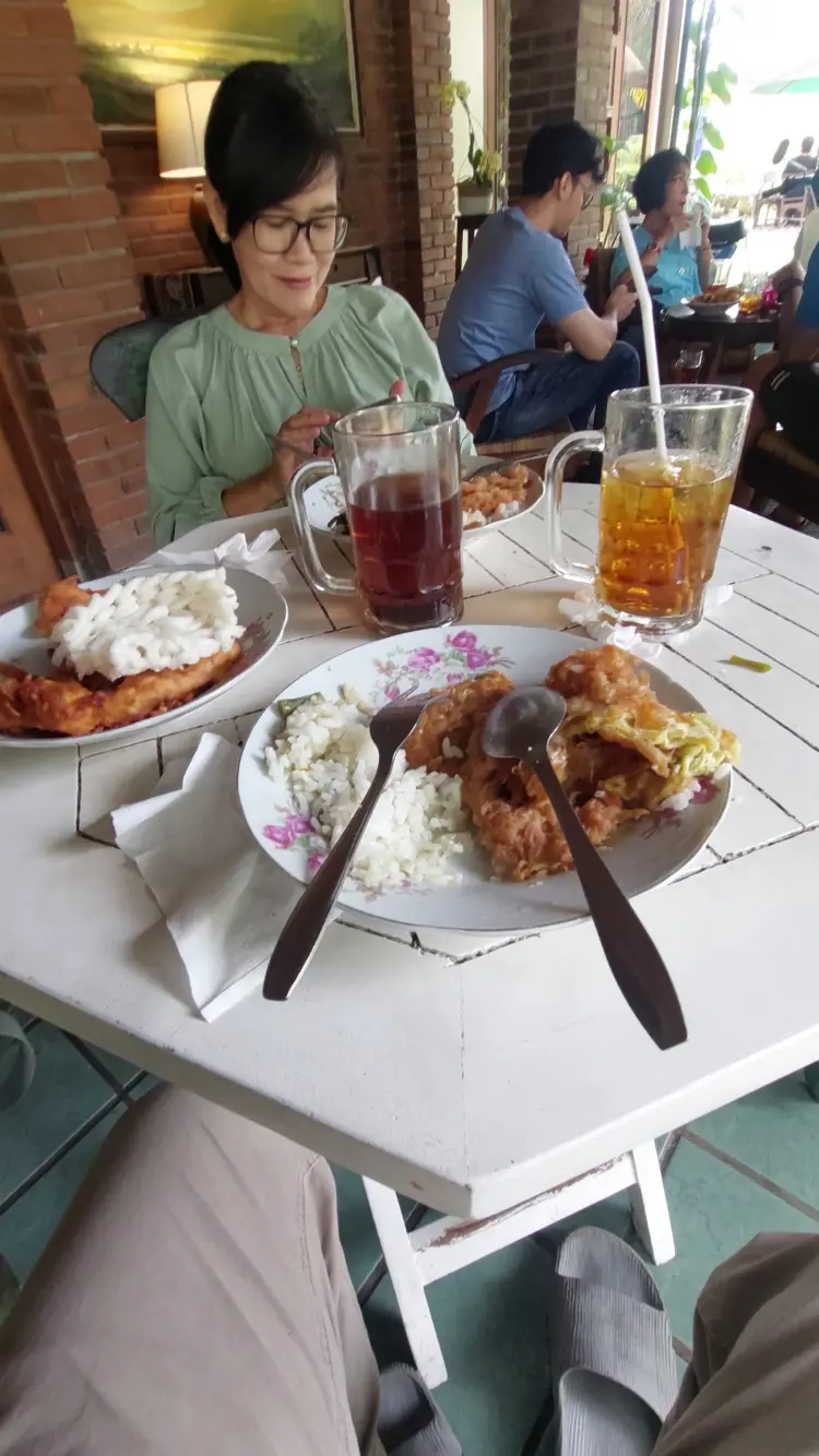 Waroeng Kopi Klotok 10