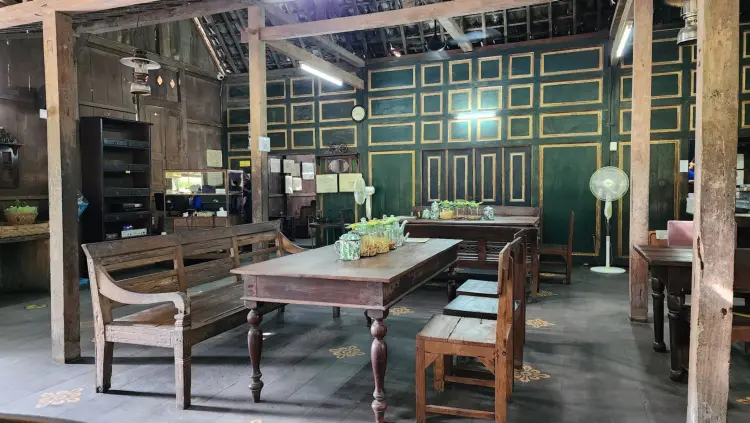 Waroeng Kopi Klotok 2