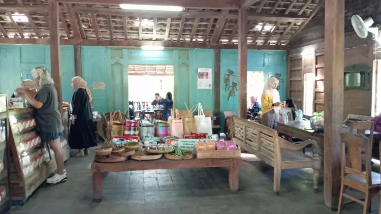 Waroeng Kopi Klotok 5