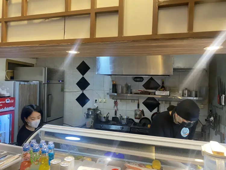 Daidokoro Sushi Ramen Autentic Japanese Kiosk Wiguna 10
