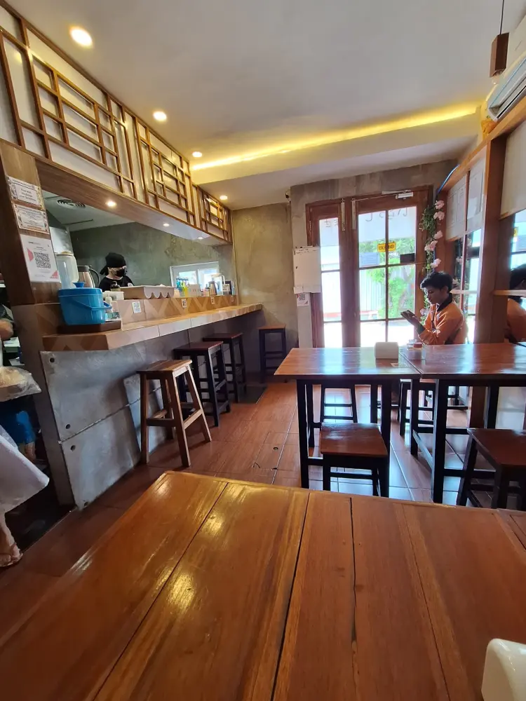 Daidokoro Sushi Ramen Autentic Japanese Kiosk Wiguna 3