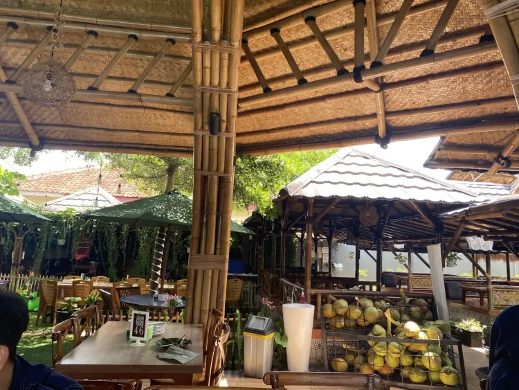 Saking viralnya, Presiden aja sampe nongkrong! Emang se-Mantap apa sih 'Desa Kecil' di Lampung ini?